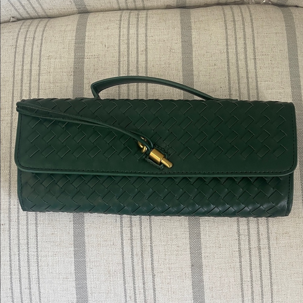Elegant Green Woven Clutch